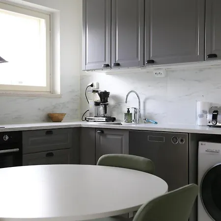 Johan & Fredrika - Bright One-bedroom In The Heart Of The Apartament